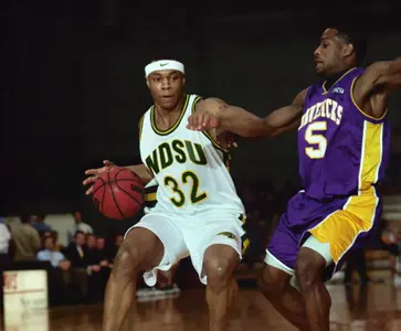 Bison Let Lead Slip at Eastern Michigan Image