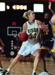 Streak at 19 as Klabo, North Dakota State Women Sting the Yellowjackets 82-56 Image