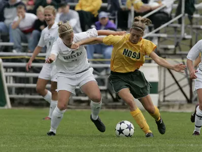 UC Davis Prevails over NDSU 2-1 in Tale of Two Halves Image