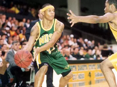 Bison Basketball Teams Kick Off Season With "Midnight Madness" Friday Night Image
