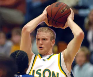 Hubalek, Taylor Carry Cyclones Past Bison, 67-54 Image