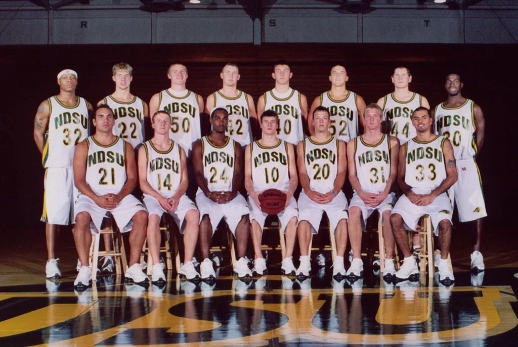 2004-05 NDSU Men's Basketball Team