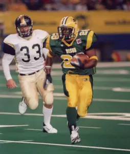 No. 5 North Dakota State Rumbles Past No. 9 Cal Poly 51-14 to Stay Perfect in GWFC Image