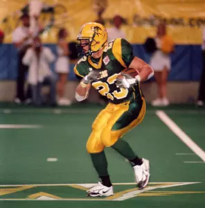 Steffes, Defense Lift No. 17 North Dakota State Past Northeastern 23-10 Image