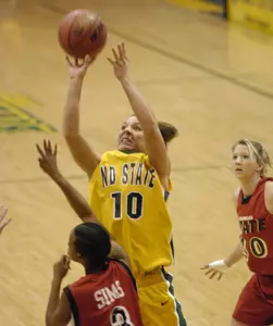 Ruley Picks Up Career Win No. 650 as North Dakota State Defeats NJIT 81-49 Image