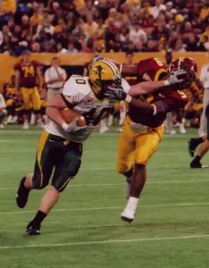 Roehl's Record 263 Yards Rushing Highlights North Dakota State's 27-21 Win Over Minnesota Image