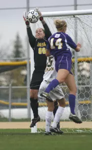 Bison Soccer Falls 2-1 in Overtime to Southern Utah in Season Finale Image
