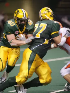 Roehl Rumbles As No. 1/2 North Dakota State Defeats Illinois State 54-28 Image