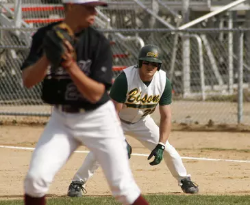 Wichita State Completes Four-Game Sweep With 9-5 Win Sunday Image