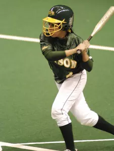 North Dakota State Rallies Past Kansas 5-4 Image