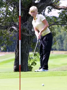 Bison Miss School Record by One Shot in First Round at San Diego State Image