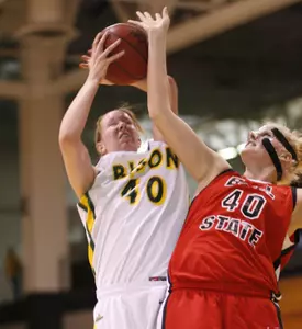 Opportunistic New Mexico State Overcomes Deficit, Defeats North Dakota State 71-65 Image