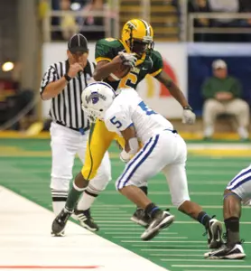 Bison Move to No. 20 in FCS Coaches, No. 25 in The Sports Network/Fathead.com Top 25 Polls Image