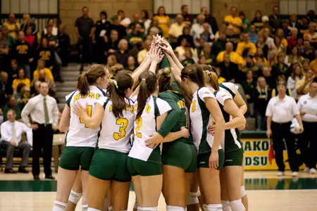 North Dakota State Opens Season Friday at Louisville Cardinal Classic Image