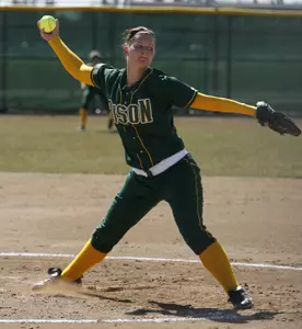 North Dakota State Tops Oakland 6-0 to Snap Six-Game Losing Skid Image