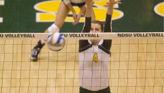 No. 11 Northern Iowa Rallies Past North Dakota State in Five-Set Thriller Image