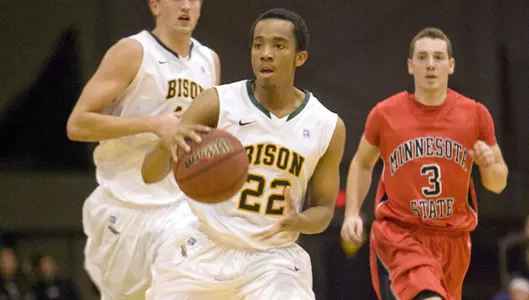 Bison Men Hold Off San Francisco in Season Opener, 73-65 Image
