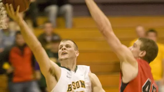 Hot-Shooting Bison Hold Off IUPUI for Road Split, 84-79 Image
