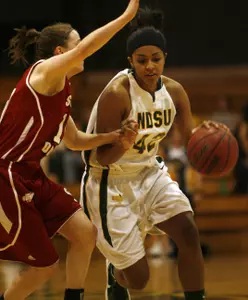 Bison Women's Rally Falls Short Against Western Illinois in 85-83 Loss Image