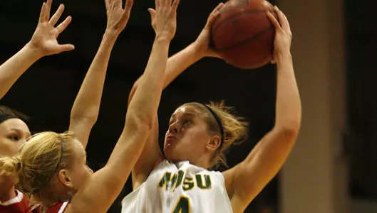 Balance Carries Bison Women Past Western Illinois Image