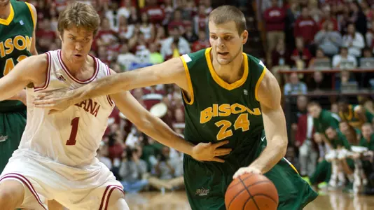 Bison Shut Down Mayville State, 73-40 Image