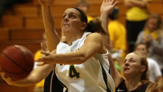 Big Second Half Lifts Bison Past Milwaukee 60-48 Image