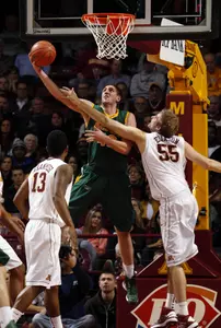 Williams, Mbakwe Power 13th-Ranked Gophers Past Bison, 70-57 Image