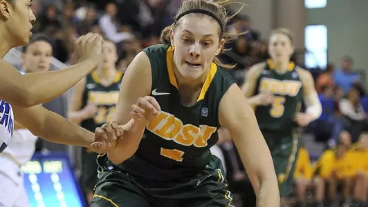 Bison Women Rally Falls Short at Western Illinois Image