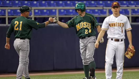 Bison Rally for Four in Eighth to Complete Two-Game Sweep of Gophers, 6-5 Image
