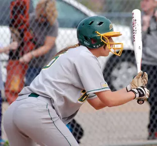Bison Softball Tops Notre Dame, Tennessee Tech to Complete Auburn Plainsman Invite Image