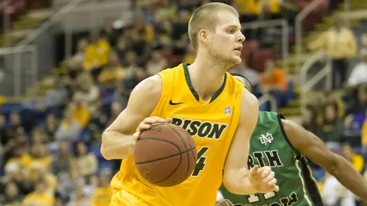NDSU Withstands Fort Wayne Rally, Moves to 14-3 with 67-55 Win Image