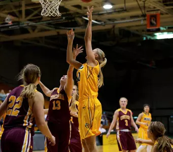 Miki Stephenson - Concordia