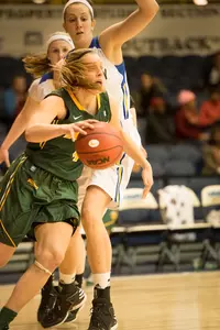 Bison Women Edge Omaha 63-62 Image