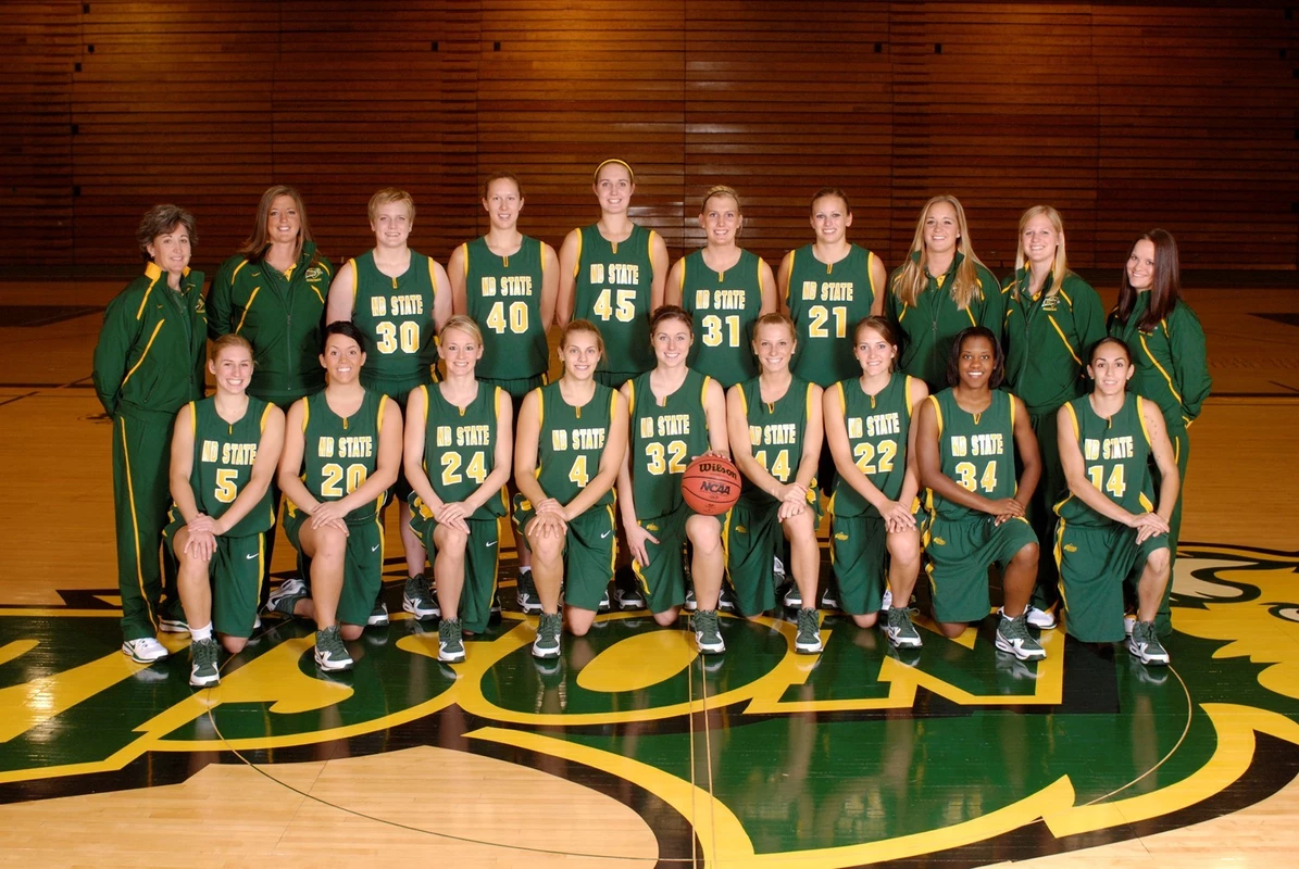 2009-10 NDSU Women's Basketball Team