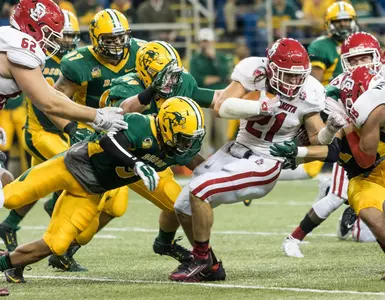 Jordan Champion, Nick DeLuca