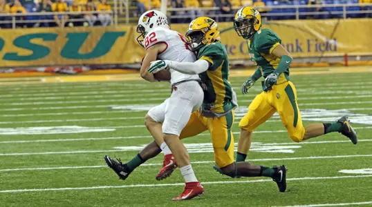 Jalen Allison tackle