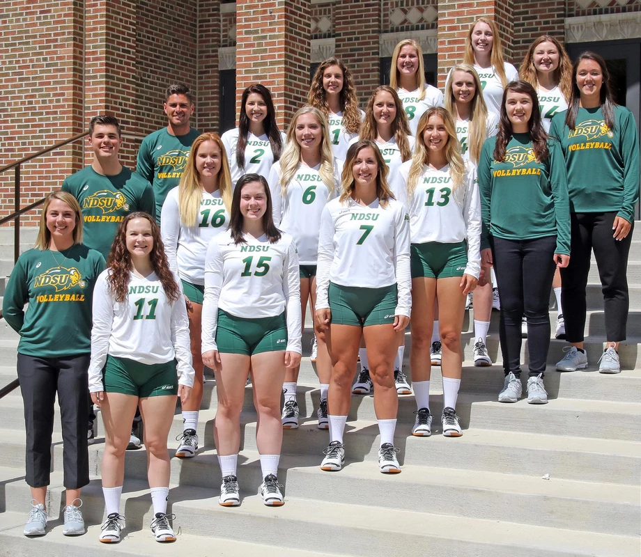 2017 NDSU Volleyball Team