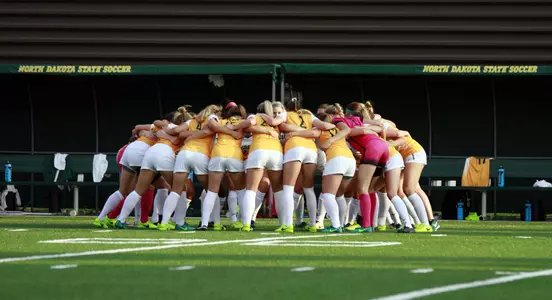 NDSU soccer huddle