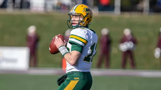 Easton Stick back to pass