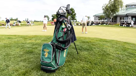NDSU golf bag