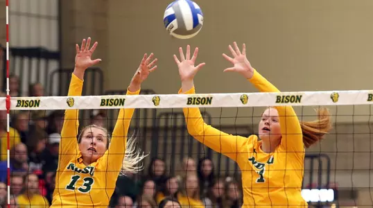 Alexis Bachmeier, Kirstin Tidd