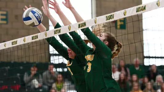 Emily Halverson, Syra Tanchin