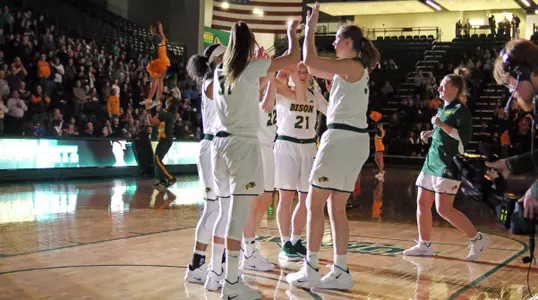 North Dakota State University plays the University of North Dakota on Sunday, January 20, 2019 in Fargo, N.D. Photo by Carrie Snyder North Dakota State Women's Basketball vs. North Dakota - Scheels Center - Jan. 20, 2019