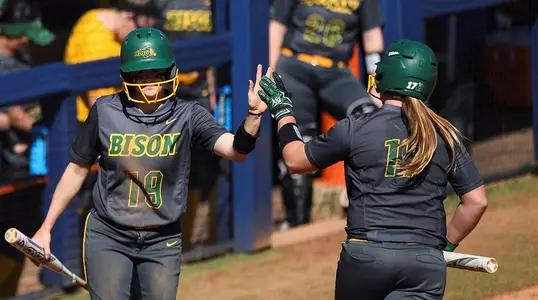 Montana DeCamp, Vanessa Anderson