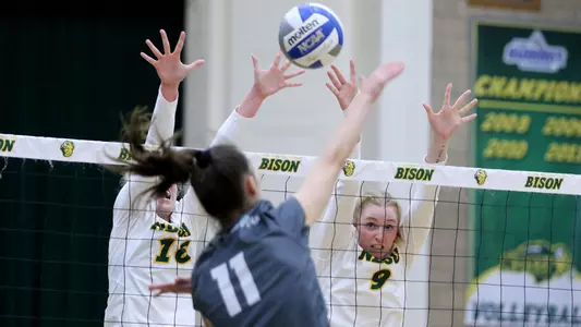 Kalli Hegerle, Emily Halverson