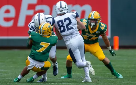 Tre Fort, Mitchell Kartes tackling