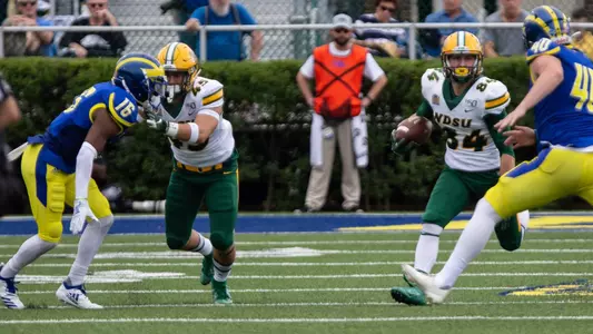 Mitchell Kartes blocks for Trevor Heit