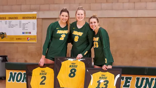 Allie Mauch, Bella Lien, Alexis Bachmeier