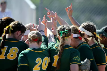 NDSU Team Huddle