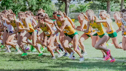 NDSU Women's Cross Country team start 2024